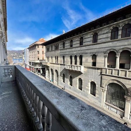 Esclusivo 130Mq Fronte Duomo E Lago E Terrazza كومو المظهر الخارجي الصورة