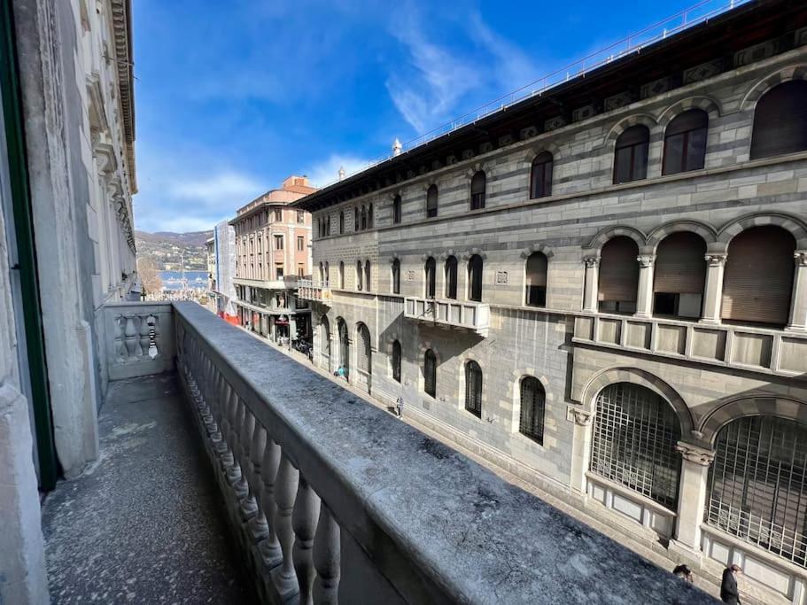 Esclusivo 130Mq Fronte Duomo E Lago E Terrazza كومو المظهر الخارجي الصورة